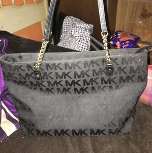 Michael Kors hand bag